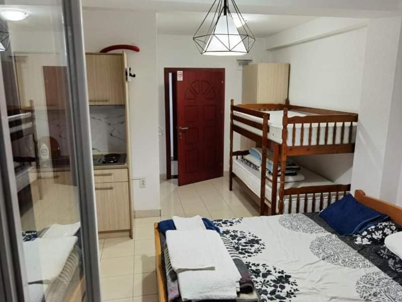 Vera Apartments Ohrid Esterno foto