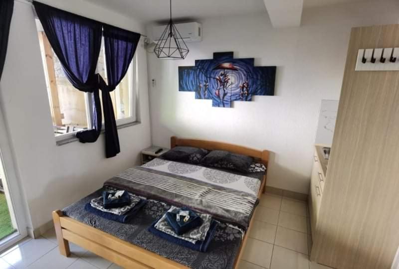 Vera Apartments Ohrid Esterno foto