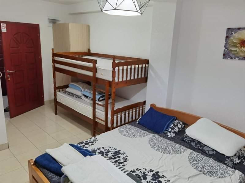 Vera Apartments Ohrid Esterno foto