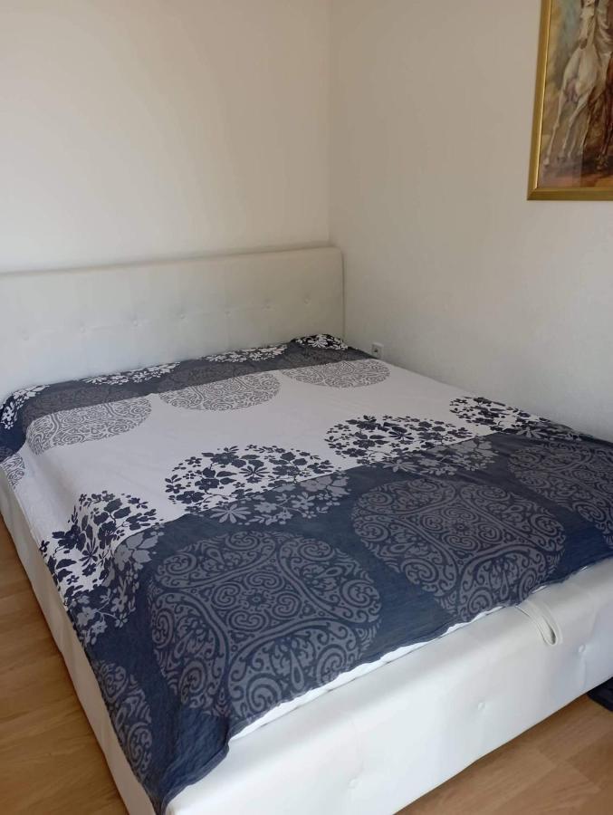 Vera Apartments Ohrid Esterno foto